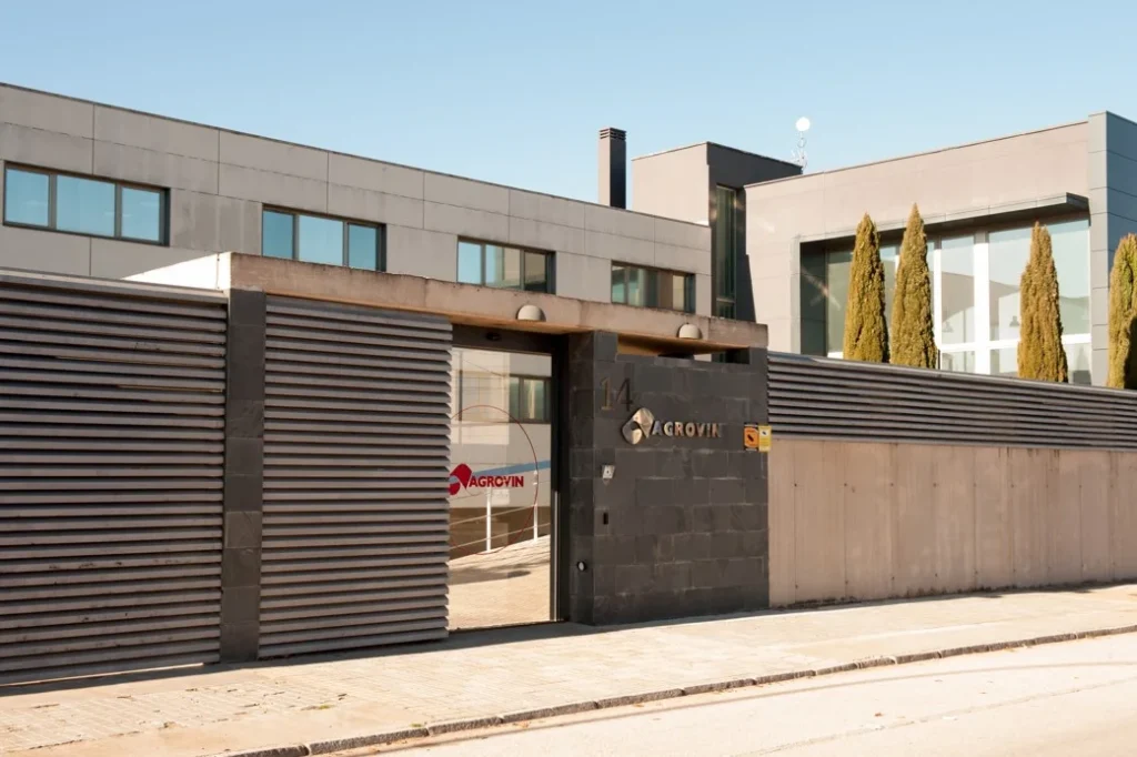 Fachada Agrovin