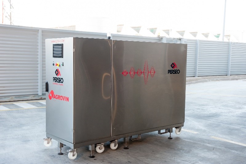 Ultrawine Perseo, a system for early harvests capable of preventing green harvesting 1 ULTRAWINE Perseo patente 2